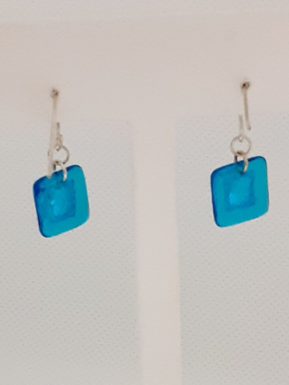 HOST PICK!!  NEW ocean blue glass French wire earrings - Picture 8 of 10